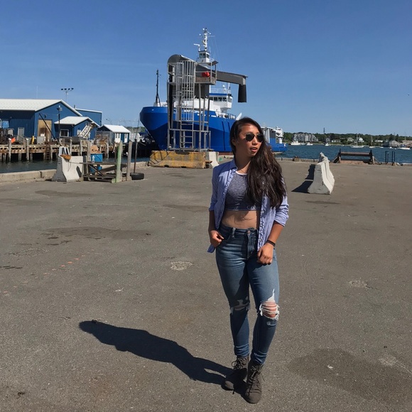 Meet Your Posher - Picture 3 of 8